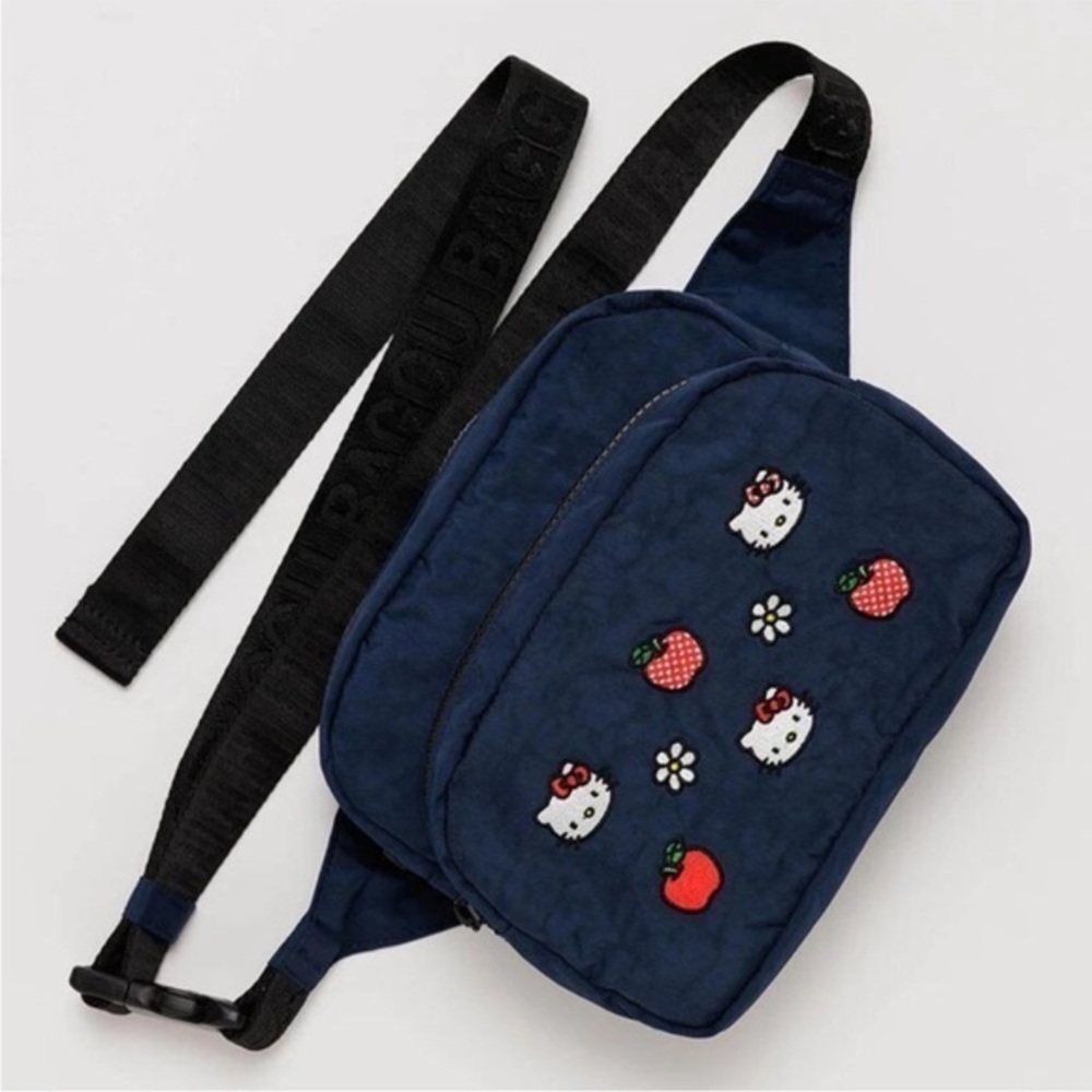 BAGGU × Sanrio Fanny Bag crossbody purse NWT Embroidered Hello Kitty collab navy